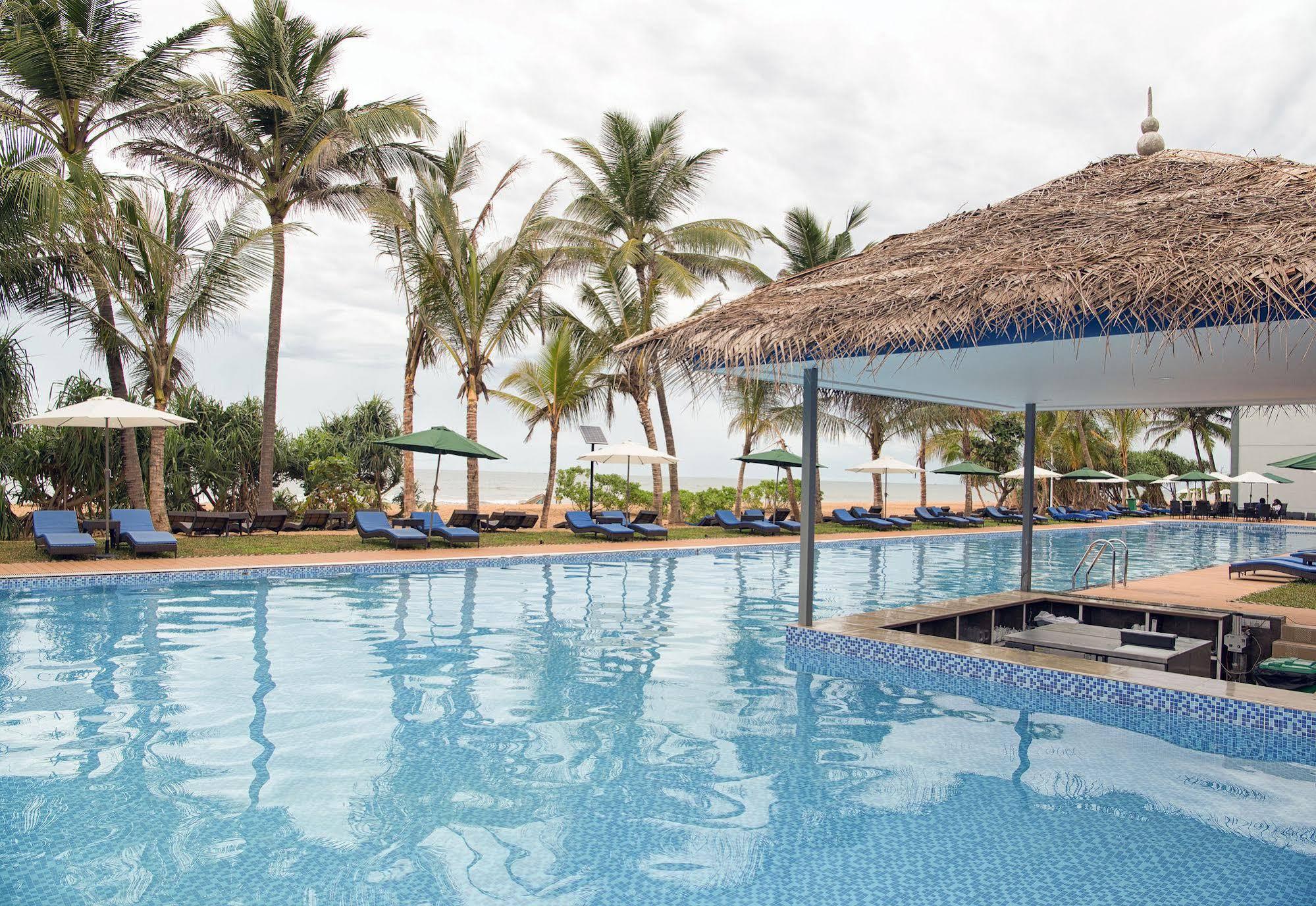 Jie Jie Beach Hotel Вадува Екстериор снимка