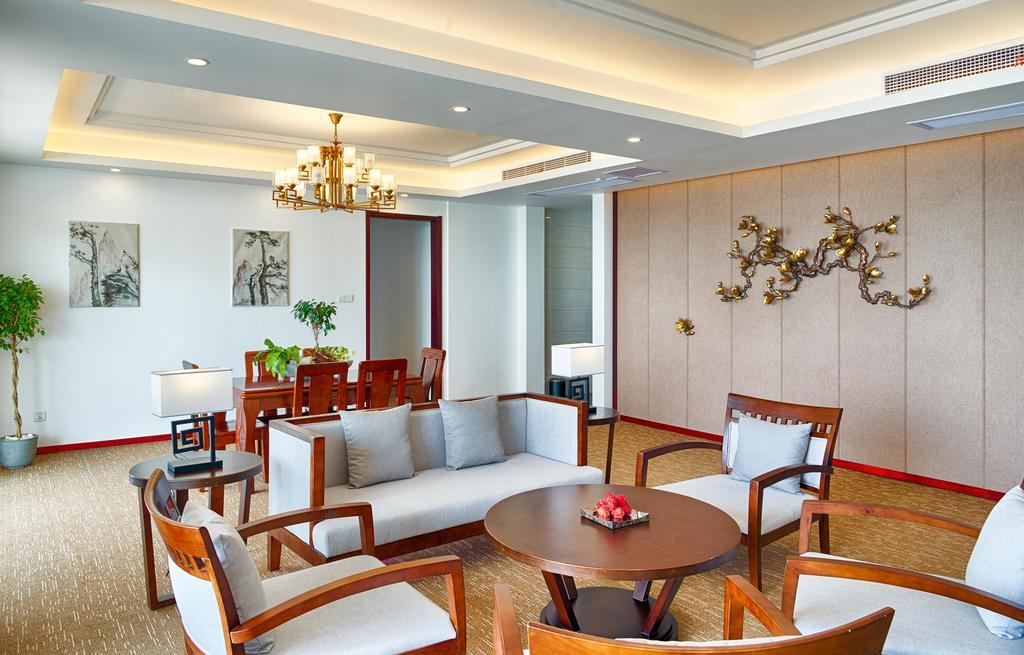 Jie Jie Beach Hotel Вадува Екстериор снимка